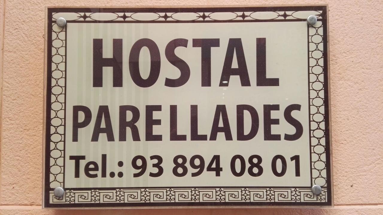 Hostal Parellades Sitges Luaran gambar